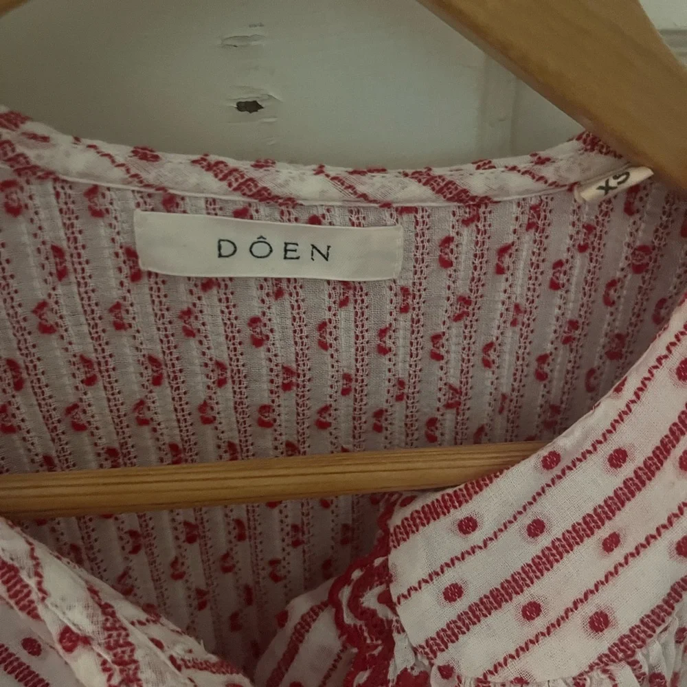 Doen Crimson and Ivory Patterned Embroidered Top - Picture 2 of 3